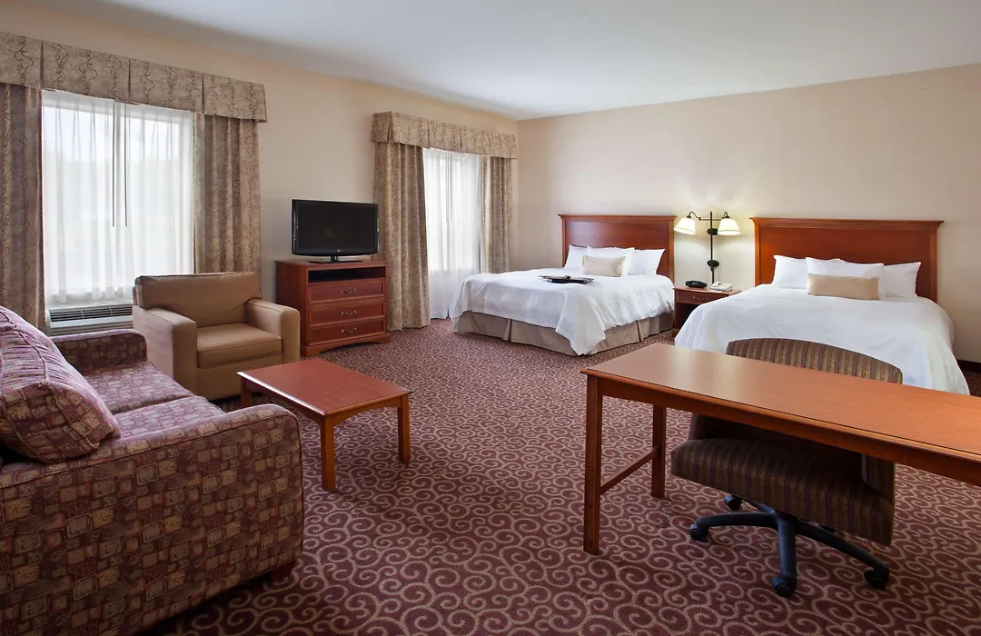 Hampton Inn & Suites Grove City-1